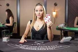 Berbagai kategori permainan sports, casino, dan virtual game disajikan secara profesional dan mudah diakses